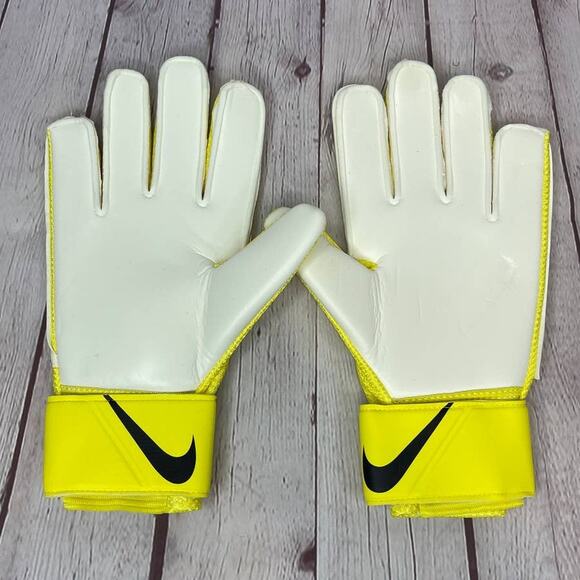 NWT Nike Match Goal Keeper Yellow Soccer Gloves Adult Size 8 (CQ7799-765) - Picture 5 of 10